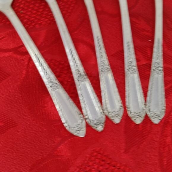 8X Tsp COTILLION Rogers Vintage Silverplate Flatware IS Teaspoons - Picture 8 of 13